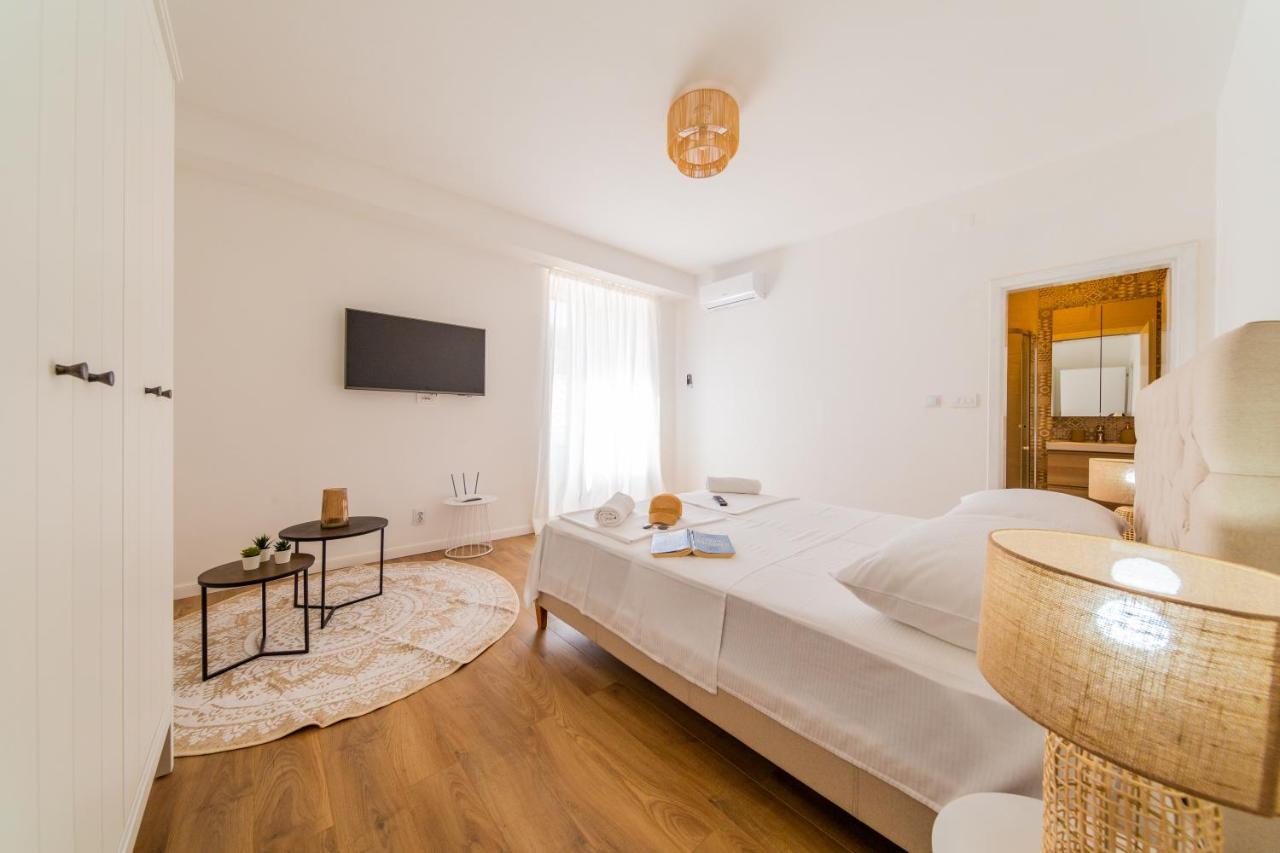 Central Seaside Residence Vis Esterno foto