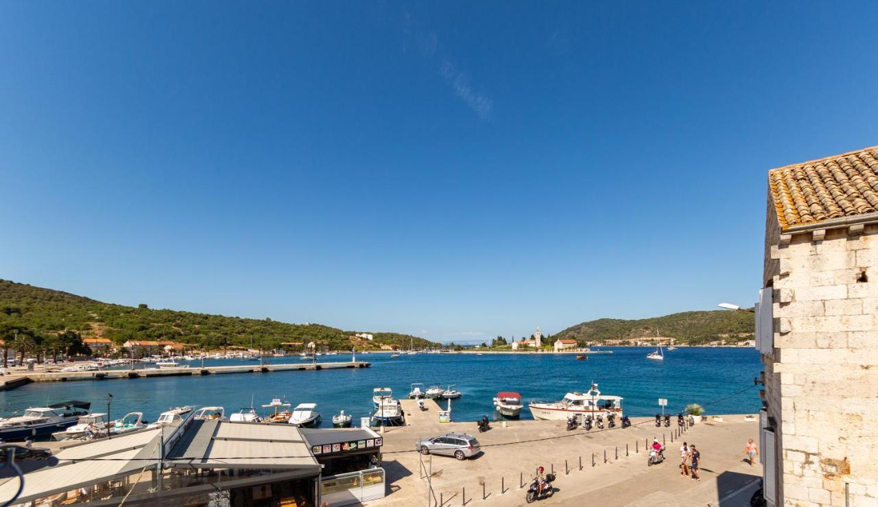 Central Seaside Residence Vis Esterno foto